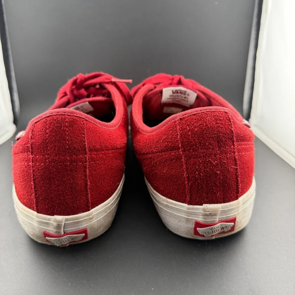 Vans Chukka Low Pro Men 11.5 Skateboard Shoes Red Suede Lace Up Athletic Sneaker